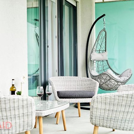 Azur Apartment - Hostaid Siófok Buitenkant foto
